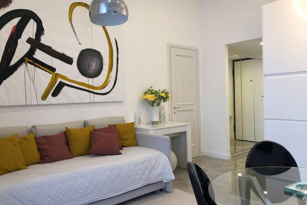 Casa Alberto Da Giussano, Elegante Bilocale In Centro Con Balcone Sul Parco Appartement